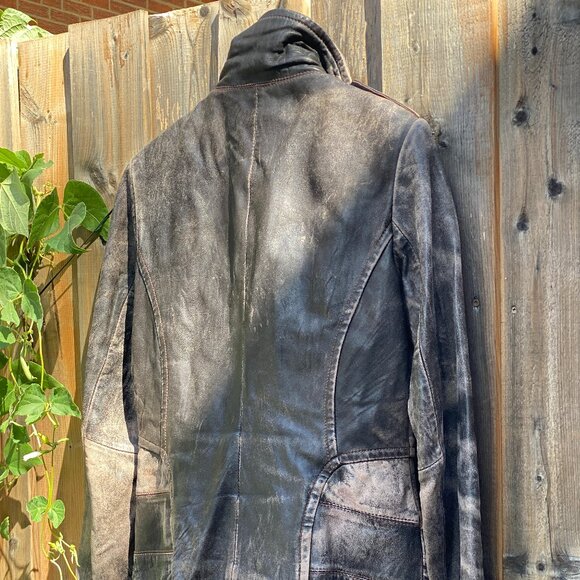Vintage Danier Brown Distressed Leather Jacket Size S - Picture 10 of 16